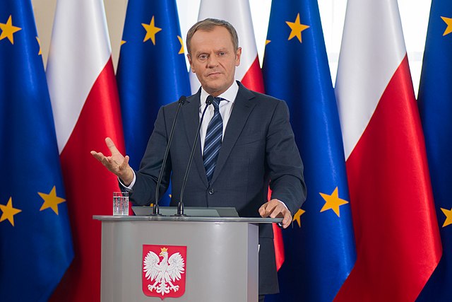 «Работать надо быстро»: Польша придумала российское вмешательство в свою внутреннюю политику и испугалась